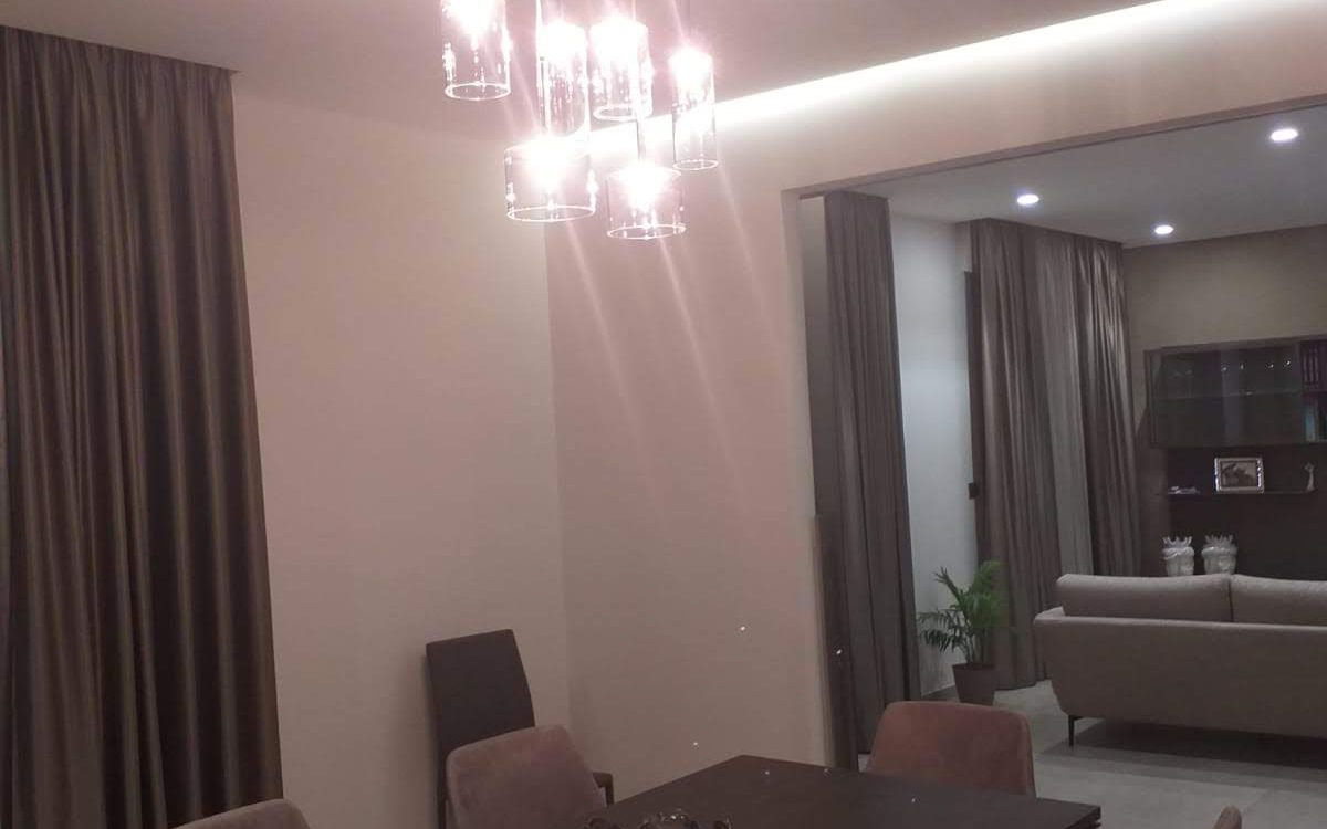 studio-luce-lampadari-sospensione-soggiorno
